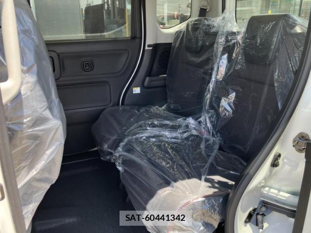 Suzuki SPACIA 2024-11 8373466-6