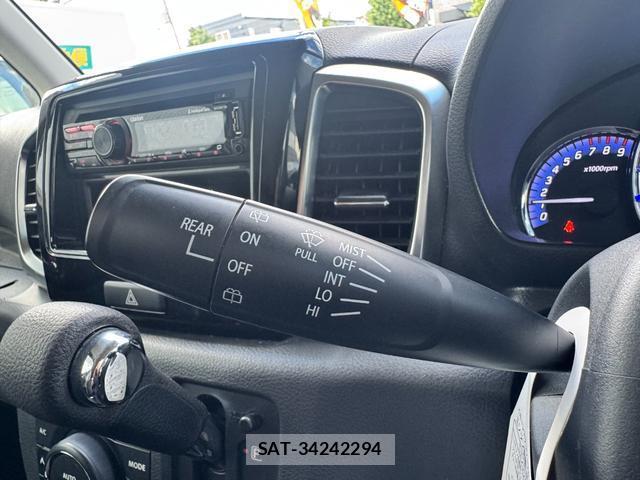 Suzuki SPACIA 2016-01 8373703-18
