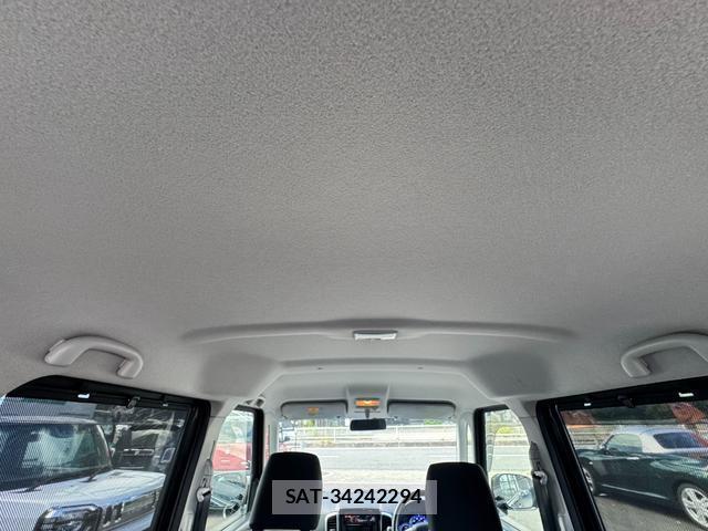 Suzuki SPACIA 2016-01 8373703-19