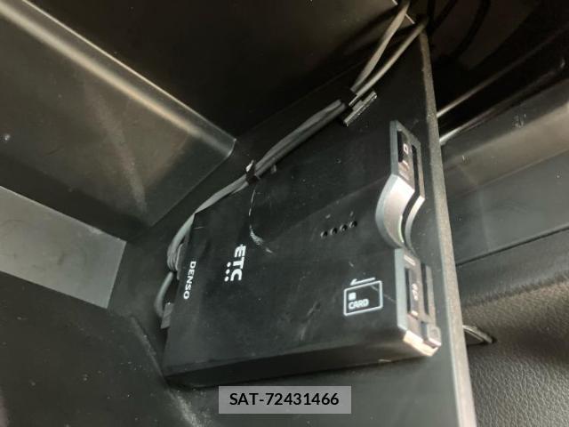 Suzuki SPACIA 2021-02 8373960-17