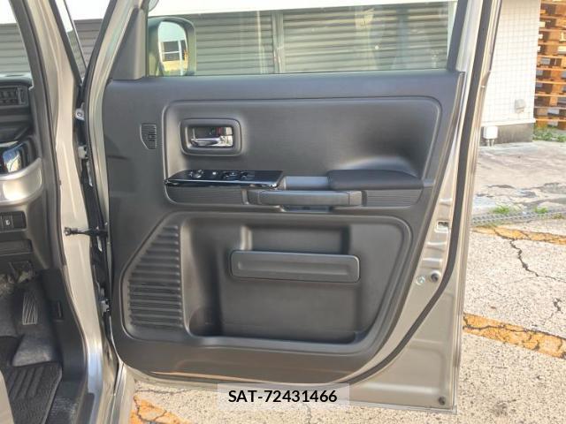 Suzuki SPACIA 2021-02 8373960-3