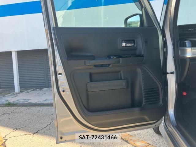 Suzuki SPACIA 2021-02 8373960-4