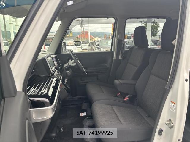 Suzuki SPACIA 2021-08 8374149-5