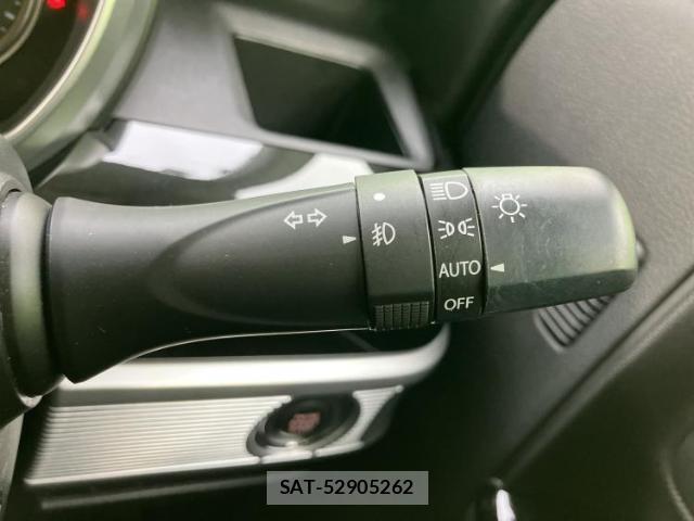 Suzuki SPACIA 2018-02 8374240-15