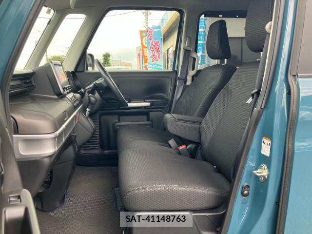 Suzuki SPACIA 2024-01 8372503-5