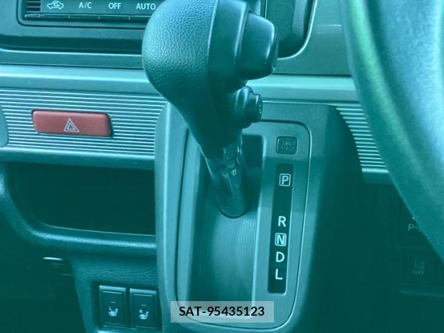 Suzuki SPACIA 2019-08 8374091-16