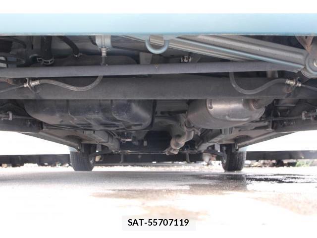 Suzuki SPACIA 2015-07 8372476-16