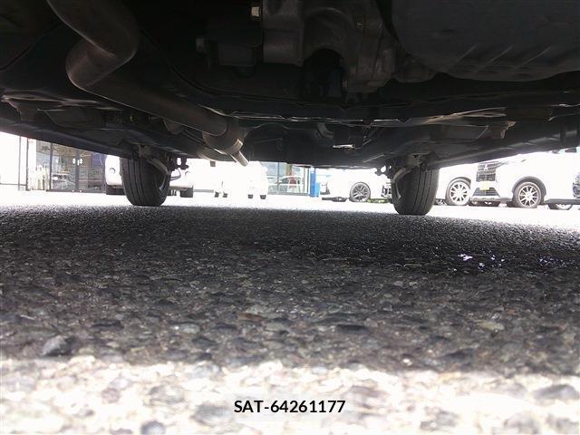 Suzuki SPACIA 2017-07 8372938-9