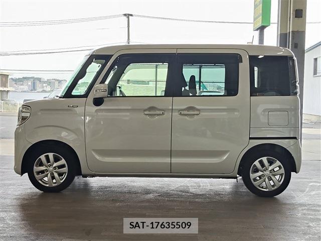 Suzuki SPACIA 2018-06 8373191-2