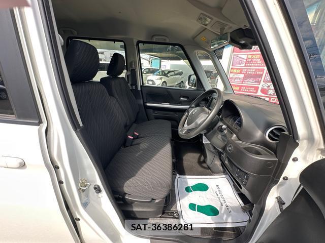 Suzuki SPACIA 2017-09 8373195-11