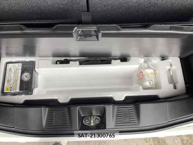 Suzuki SPACIA 2023-10 8373322-10