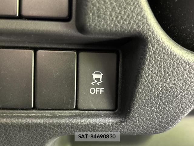 Suzuki SPACIA 2018-12 8374095-16