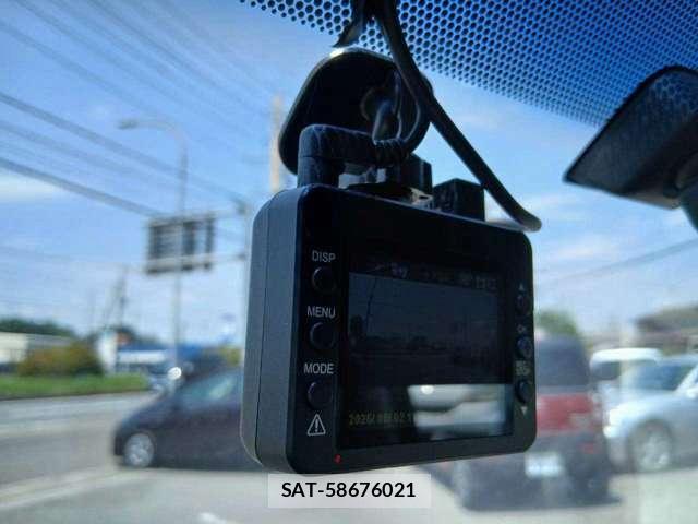 Toyota SPADE 2014-05 8373676-15