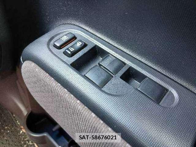 Toyota SPADE 2014-05 8373676-19