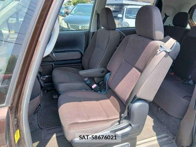 Toyota SPADE 2014-05 8373676-6