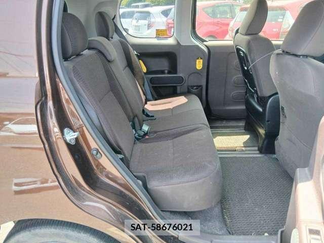 Toyota SPADE 2014-05 8373676-8