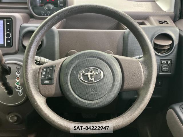Toyota SPADE 2014-04 8374220-14