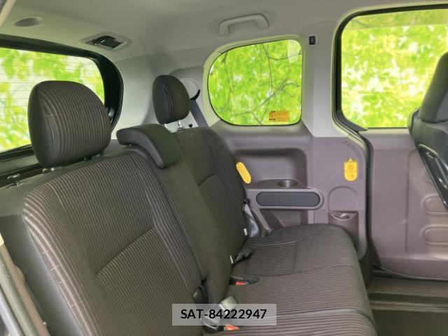 Toyota SPADE 2014-04 8374220-4