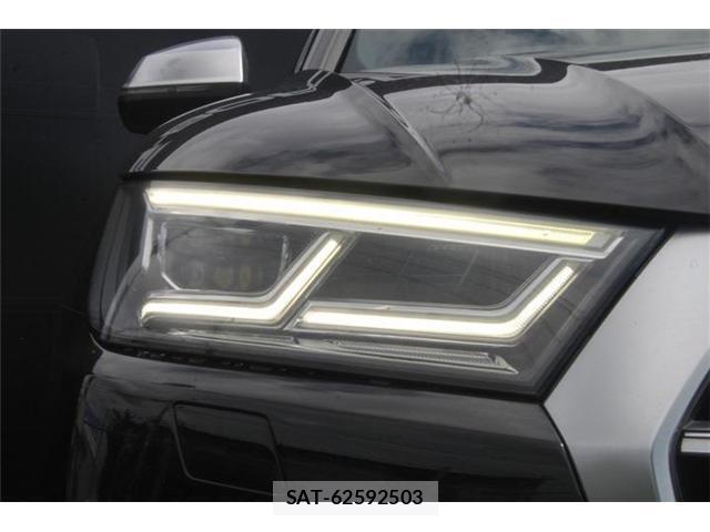 Audi SQ5 2018-04 8373549-9