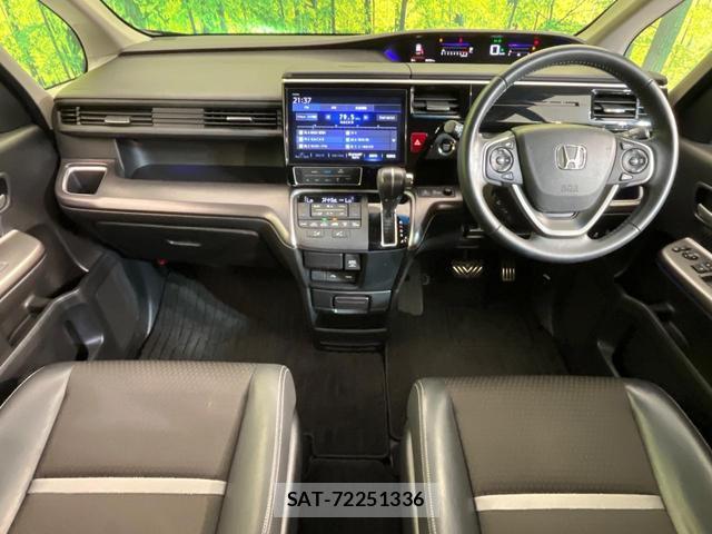 Honda e 2021-03 8372463-1