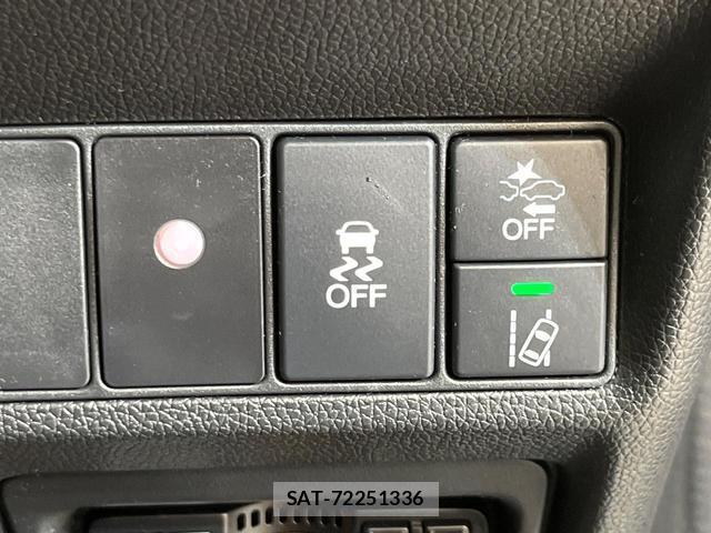 Honda e 2021-03 8372463-5