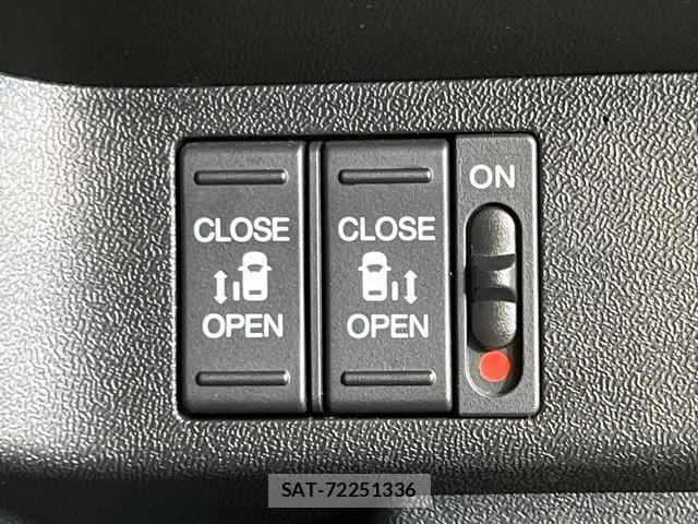 Honda e 2021-03 8372463-6