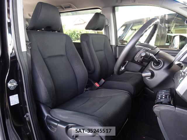 Honda e 2014-09 8373351-14