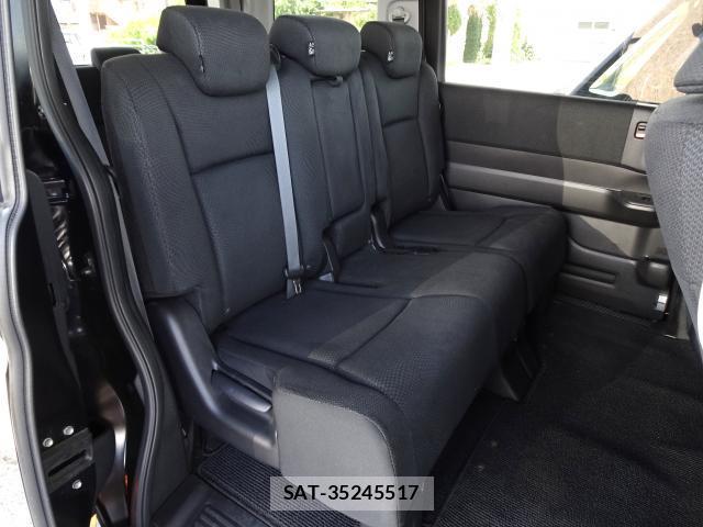 Honda e 2014-09 8373351-16