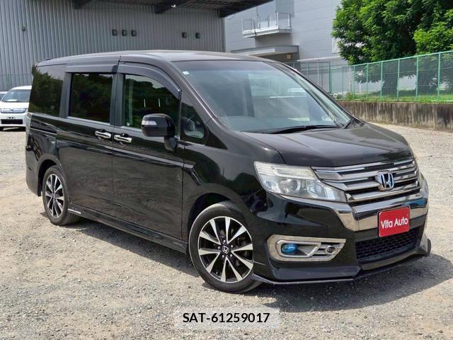 Honda e 2013-10 8373487-1