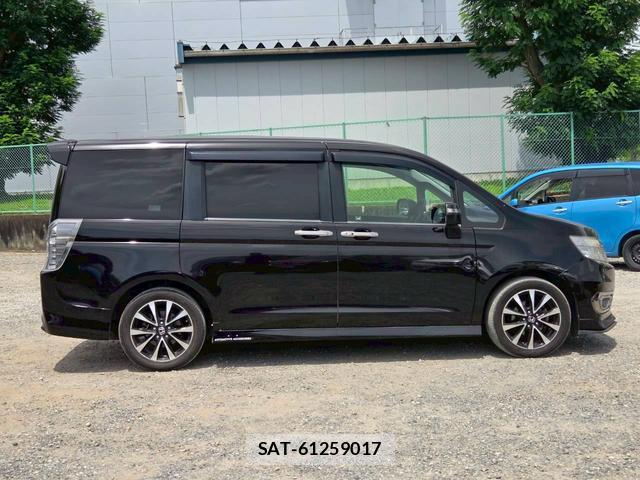 Honda e 2013-10 8373487-13
