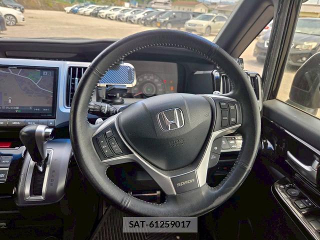 Honda e 2013-10 8373487-18