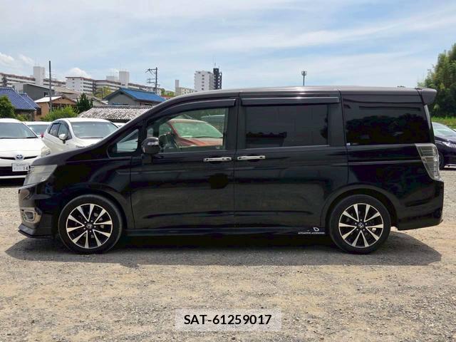 Honda e 2013-10 8373487-2