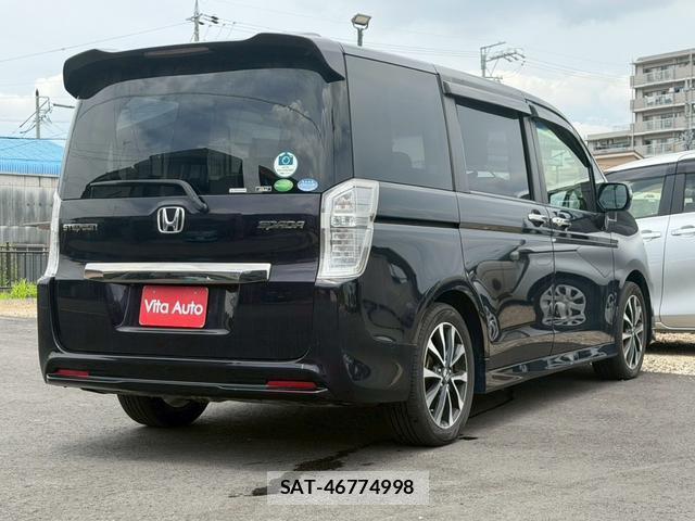 Honda e 2014-05 8373782-12