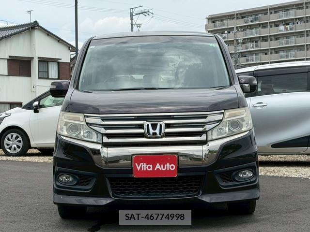 Honda e 2014-05 8373782-16
