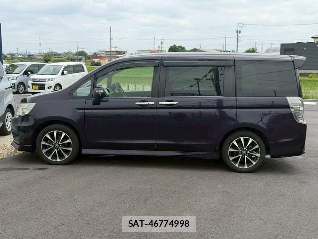 Honda e 2014-05 8373782-17