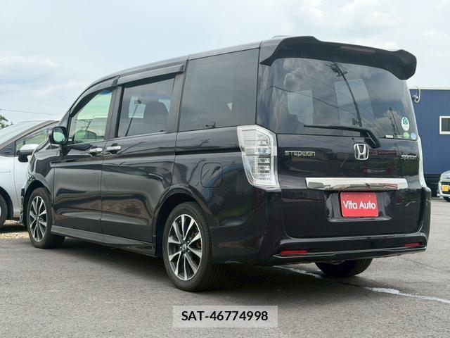 Honda e 2014-05 8373782-19