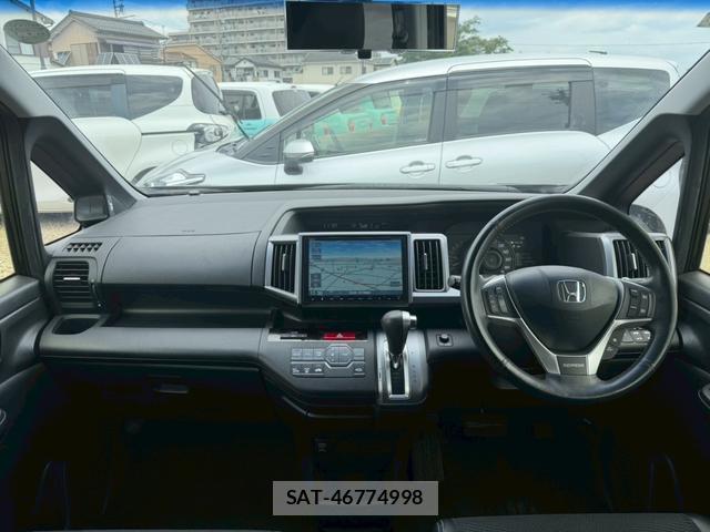 Honda e 2014-05 8373782-7