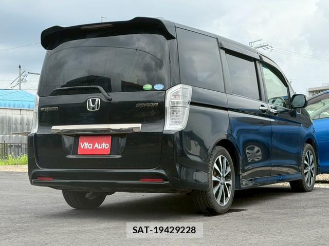 Honda e 2013-09 8373790-12