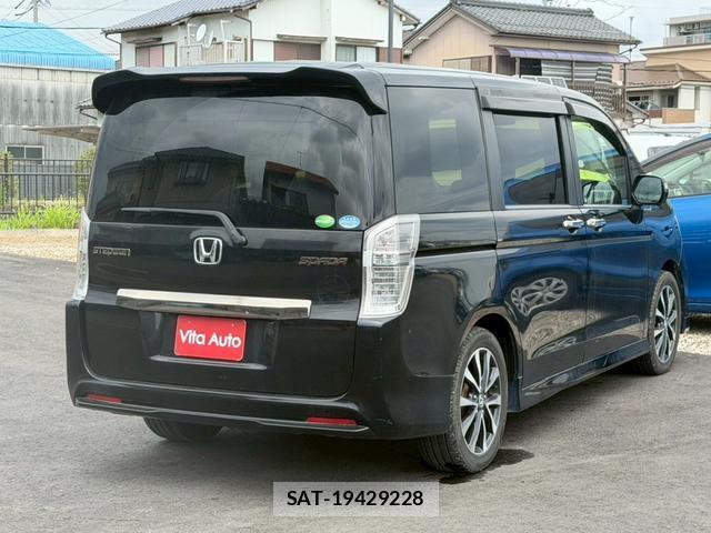 Honda e 2013-09 8373790-13