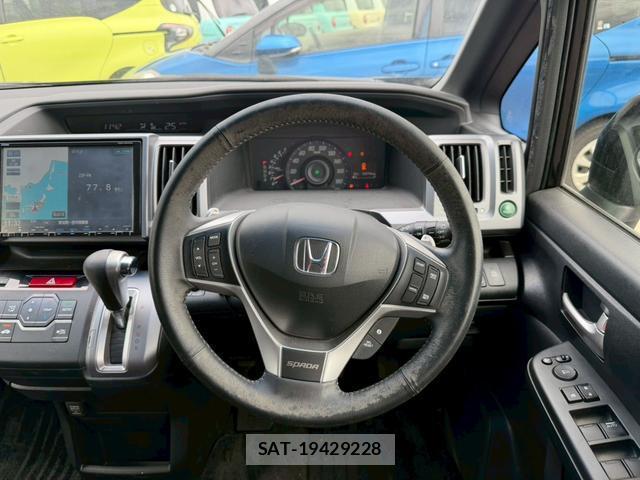 Honda e 2013-09 8373790-18