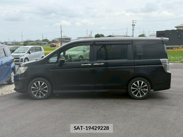 Honda e 2013-09 8373790-2