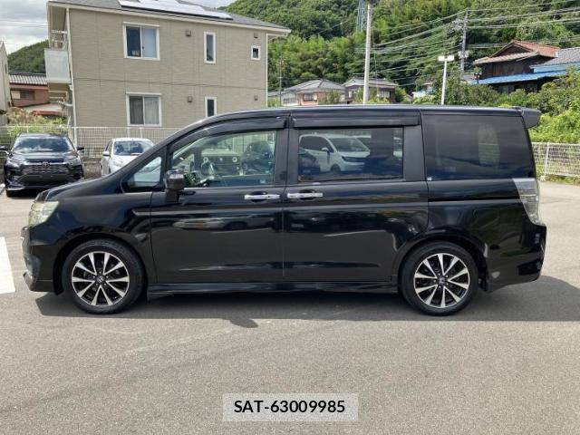 Honda e 2012-08 8373974-1