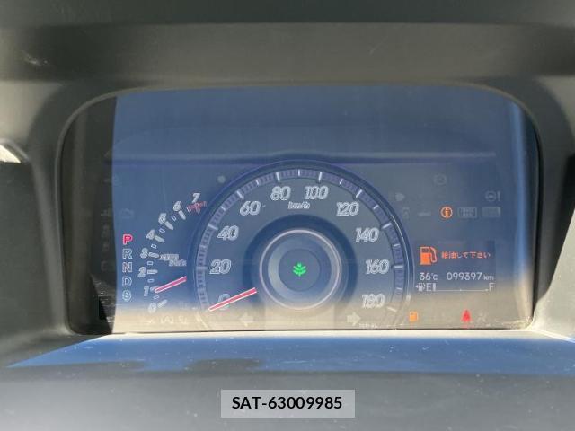 Honda e 2012-08 8373974-13