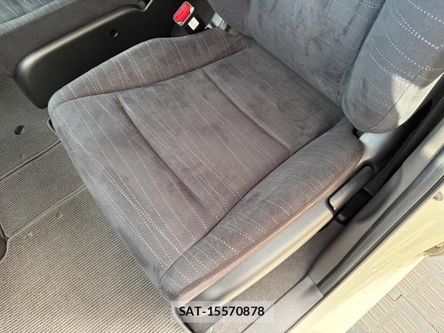 Honda e 2011-02 8372600-15