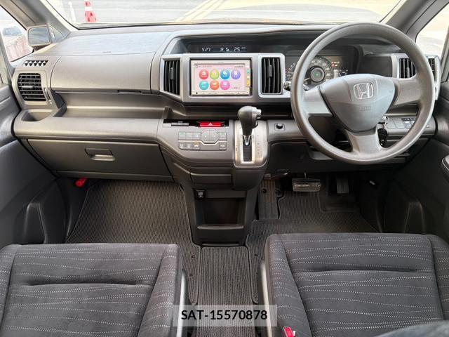 Honda e 2011-02 8372600-2