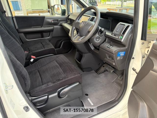Honda e 2011-02 8372600-5