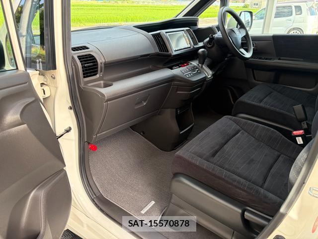 Honda e 2011-02 8372600-6