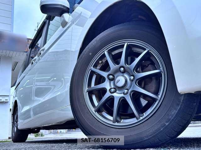 Honda e 2009-11 8373228-11