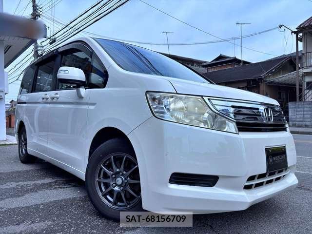 Honda e 2009-11 8373228-13