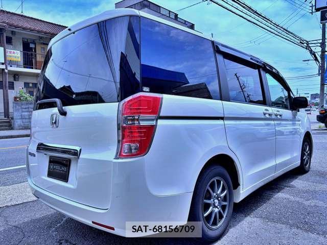 Honda e 2009-11 8373228-15